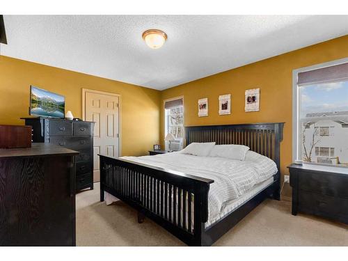 201 Parry Crescent, Fort Mcmurray, AB - Indoor Photo Showing Bedroom
