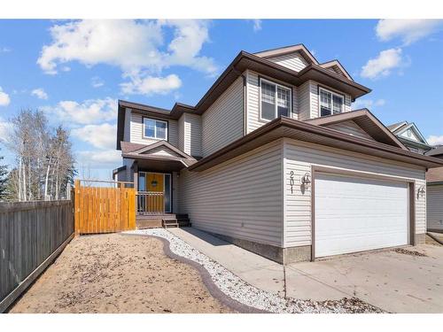 201 Parry Crescent, Fort Mcmurray, AB - Outdoor