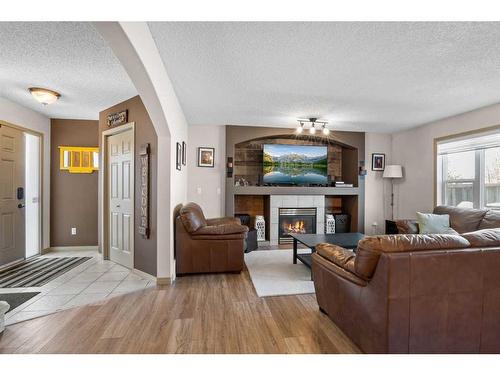 201 Parry Crescent, Fort Mcmurray, AB - Indoor Photo Showing Living Room With Fireplace