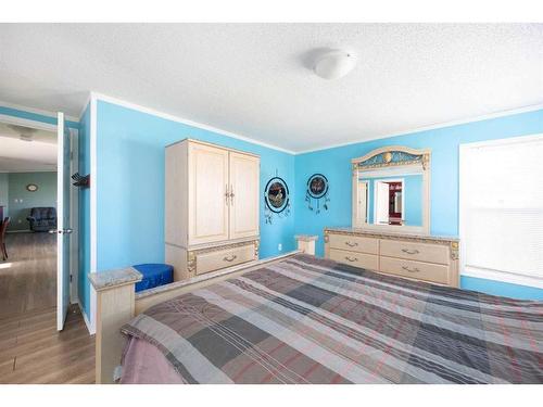 121 Fir Street, Fort Mcmurray, AB - Indoor Photo Showing Bedroom