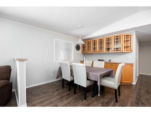 104 Arabian Drive, Fort Mcmurray, AB - Indoor Photo Showing Dining Room