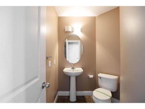 193 Fox Crescent, Fort Mcmurray, AB - Indoor Photo Showing Bathroom