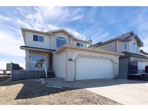 193 Fox Crescent, Fort Mcmurray, AB - Outdoor With Facade