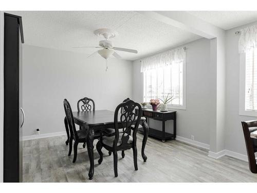 209 Hillcrest Drive, Fort Mcmurray, AB - Indoor