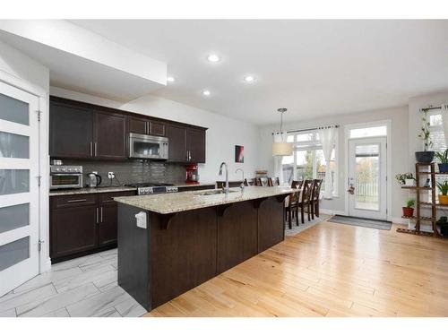 233 Blackburn Drive, Fort Mcmurray, AB - Indoor Photo Showing Kitchen