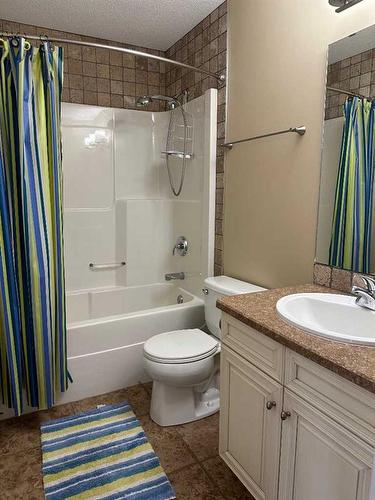 288 Fireweed Crescent, Fort Mcmurray, AB - Indoor Photo Showing Bathroom