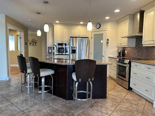 288 Fireweed Crescent, Fort Mcmurray, AB - Indoor Photo Showing Kitchen With Stainless Steel Kitchen With Upgraded Kitchen