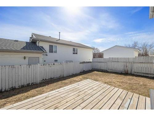 312 Bussieres Drive, Fort Mcmurray, AB - Outdoor With Deck Patio Veranda With Exterior
