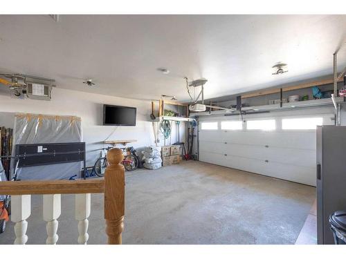 312 Bussieres Drive, Fort Mcmurray, AB - Indoor Photo Showing Garage