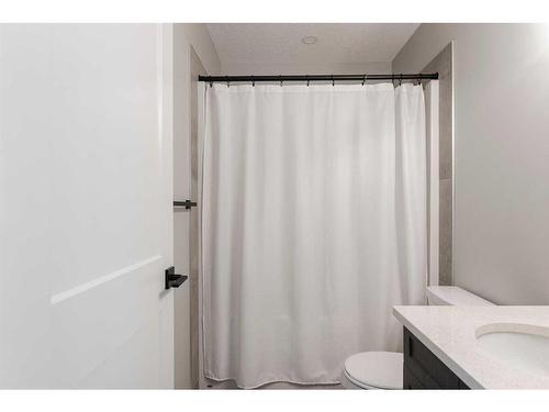 744 Athabasca Avenue, Fort Mcmurray, AB - Indoor Photo Showing Bathroom