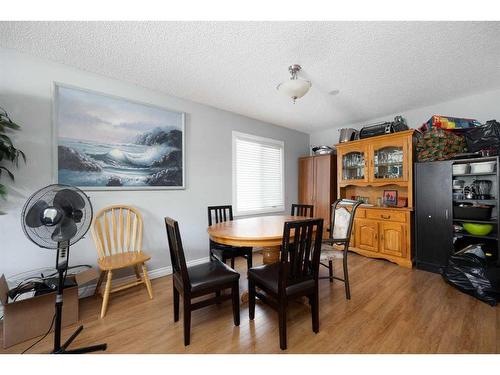 3 Armit, Fort Mcmurray, AB - Indoor Photo Showing Dining Room