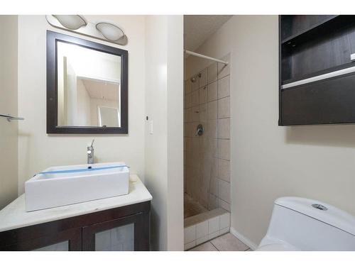158 Brintnell Road, Fort Mcmurray, AB - Indoor Photo Showing Bathroom