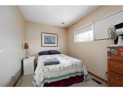 120 Romar Street, Fort Mcmurray, AB - Indoor Photo Showing Bedroom