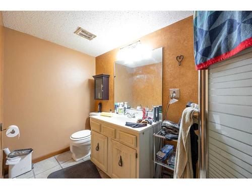 120 Romar Street, Fort Mcmurray, AB - Indoor Photo Showing Bathroom