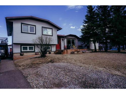 106 Becker Crescent, Fort Mcmurray, AB - Outdoor