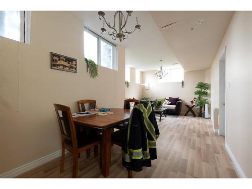 119 Pew Lane, Fort Mcmurray, AB - Indoor Photo Showing Dining Room