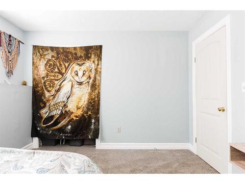 214 Wolverine Drive, Fort Mcmurray, AB - Indoor Photo Showing Bedroom