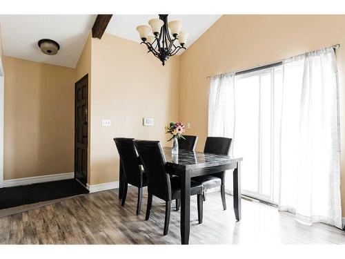 214 Wolverine Drive, Fort Mcmurray, AB - Indoor Photo Showing Dining Room