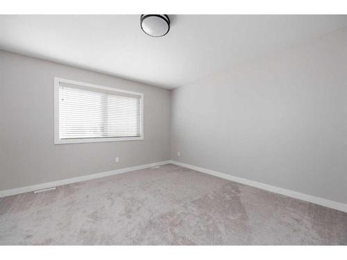 112 Walnut Place, Fort Mcmurray, AB - Indoor Photo Showing Other Room