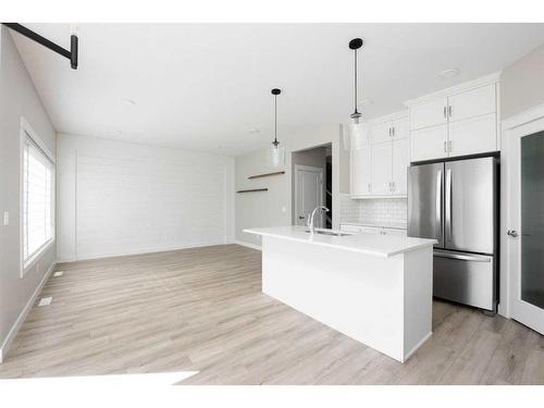 112 Walnut Place, Fort Mcmurray, AB - Indoor Photo Showing Kitchen With Upgraded Kitchen