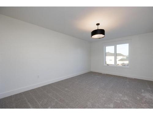 304 Beacon Hill Drive, Fort Mcmurray, AB - Indoor Photo Showing Other Room