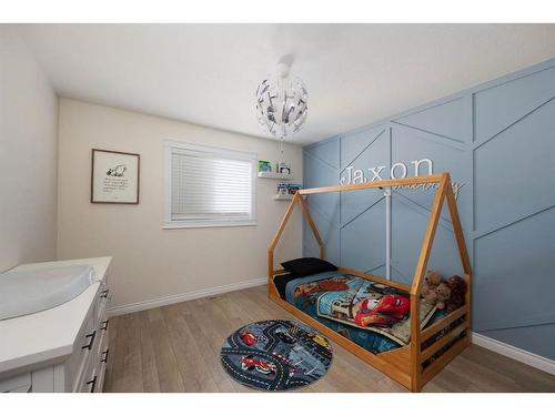 180 Merganser Crescent, Fort Mcmurray, AB - Indoor Photo Showing Bedroom