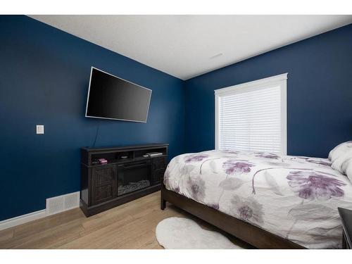 180 Merganser Crescent, Fort Mcmurray, AB - Indoor Photo Showing Bedroom