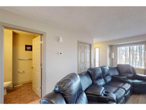 257 Rainbow Creek Drive, Fort Mcmurray, AB - Indoor Photo Showing Living Room