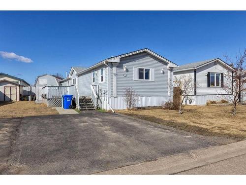 116 Mckinlay Crescent, Fort Mcmurray, AB - Outdoor