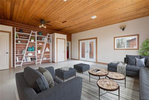 176 Saprae Crescent, Saprae Creek, AB - Indoor Photo Showing Living Room