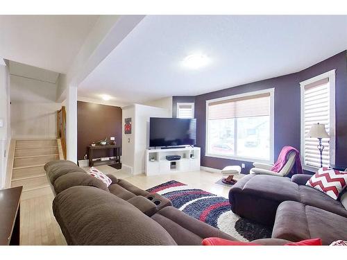 136 Blue Jay Road, Fort Mcmurray, AB - Indoor Photo Showing Living Room