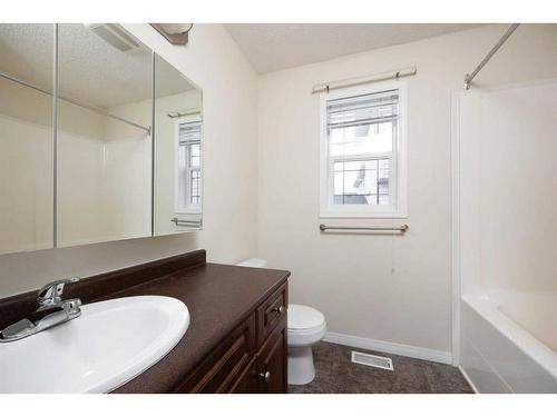 194 Pacific Crescent, Fort Mcmurray, AB - Indoor Photo Showing Bathroom