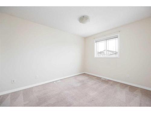 194 Pacific Crescent, Fort Mcmurray, AB - Indoor Photo Showing Other Room