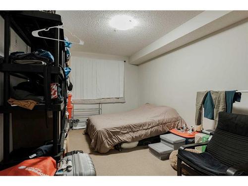 215-136A Sandpiper Road, Fort Mcmurray, AB - Indoor Photo Showing Bedroom