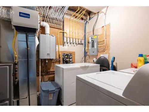 130 Merganser Crescent, Fort Mcmurray, AB - Indoor Photo Showing Laundry Room