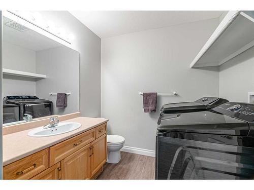 169 Diefenbaker Drive, Fort Mcmurray, AB - Indoor Photo Showing Bathroom