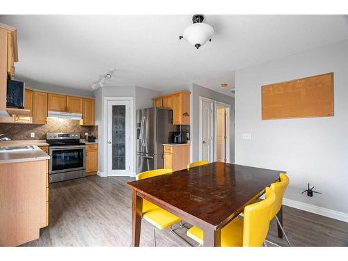 169 Diefenbaker Drive, Fort Mcmurray, AB - Indoor Photo Showing Kitchen With Double Sink