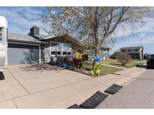 101 Beaconsfield Road, Fort Mcmurray, AB - Outdoor