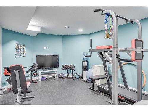 252 Torrie Crescent, Fort Mcmurray, AB - Indoor Photo Showing Gym Room