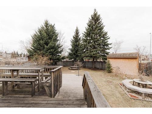 143 Elmore Drive, Fort Mcmurray, AB - Outdoor With Deck Patio Veranda