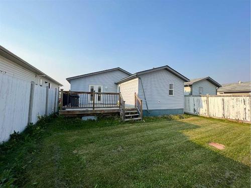 533 Mckinlay Crescent, Fort Mcmurray, AB - Outdoor With Deck Patio Veranda With Exterior