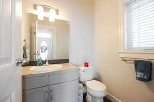 104 Collicott Drive, Fort Mcmurray, AB - Indoor Photo Showing Bathroom