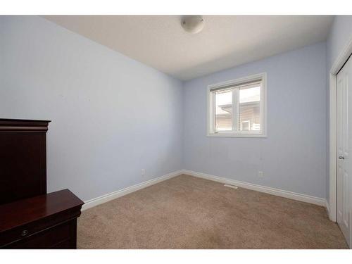 292 Swallow Way, Fort Mcmurray, AB - Indoor Photo Showing Laundry Room