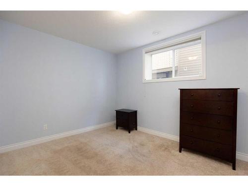 292 Swallow Way, Fort Mcmurray, AB - Indoor Photo Showing Bedroom