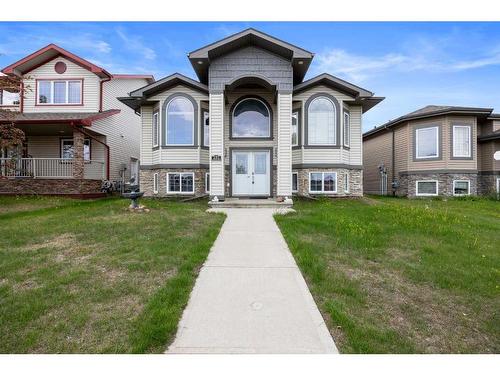 292 Swallow Way, Fort Mcmurray, AB - Outdoor With Facade