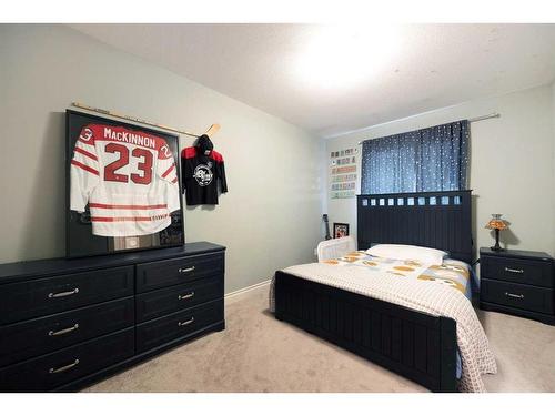 244 Gravelstone Road, Fort Mcmurray, AB - Indoor Photo Showing Bedroom