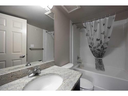 1417-7901 King Street, Fort Mcmurray, AB - Indoor Photo Showing Bathroom