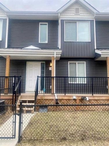 92-401 Athabasca Avenue, Fort Mcmurray, AB - Outdoor With Deck Patio Veranda