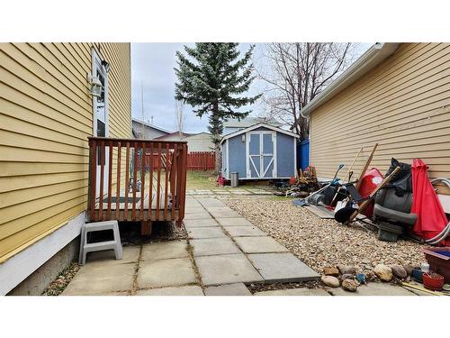 218 Windsor Drive, Fort Mcmurray, AB - Outdoor With Exterior