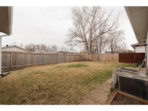 154 Hitch Place, Fort Mcmurray, AB - Outdoor With Backyard